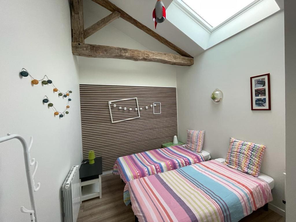 De Charme - 3 Chambres, 5 Lits - De 4 A 7 Personnes Hébergement de vacances *