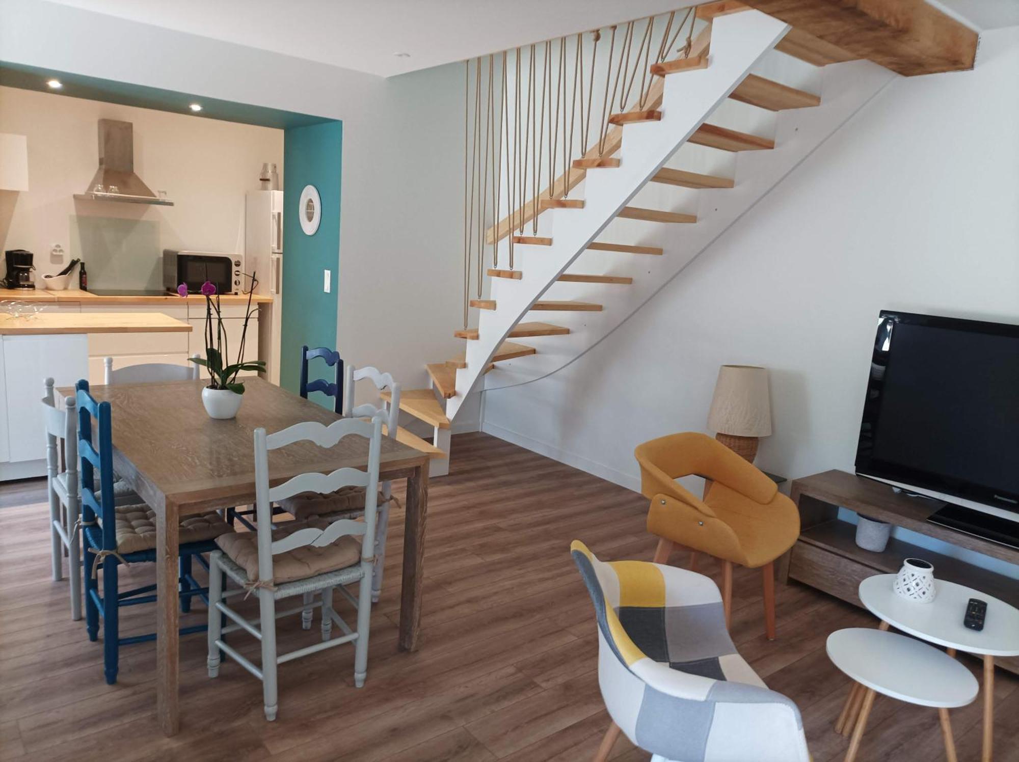 Holiday home De Charme - 3 Chambres, 5 Lits - De 4 A 7 Personnes Avanton
