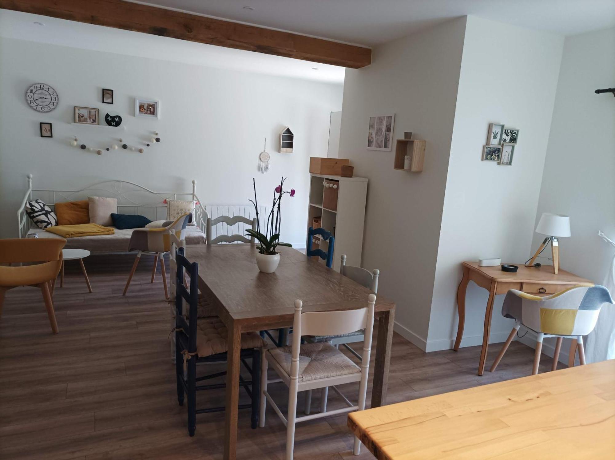 De Charme - 3 Chambres, 5 Lits - De 4 A 7 Personnes Hébergement de vacances *